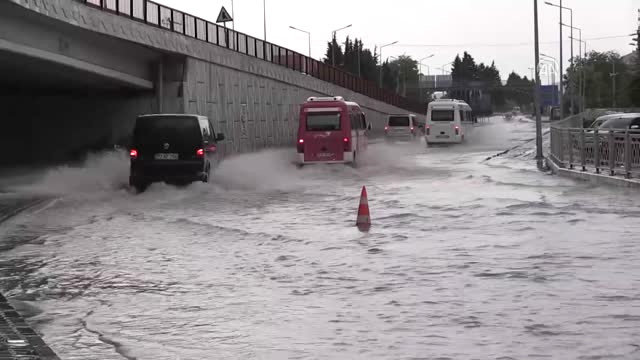 Yalova’da Sağanak