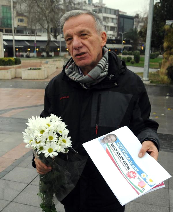 Eski Başkan Koçal: CHP’nin Seçim Sloganı ve Simgesini 10 Yıl Önce Ben Kullandım