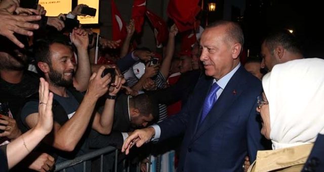 New York’a giden Cumhurbaşkanı Erdoğan, Türkler tarafından coşkuyla karşılandı