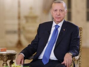 Cumhurbaşkanı Erdoğan’ın sıhhat durumuyla ilgili Yardımcısı Fuat Oktay’dan açıklama: Hamdolsun çok güzel