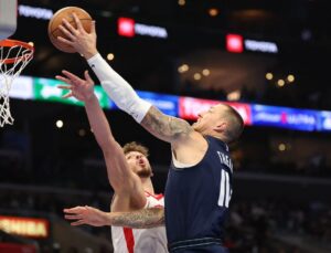 Clippers, Rockets’ın 6 maçlık galibiyet serisini bitirdi