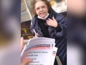 Ankara’da Filistin broşürü dağıtan bayana hücum