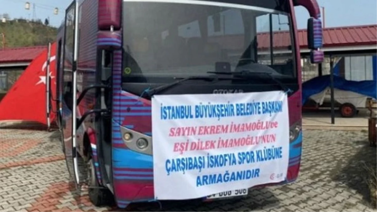 Dilek İmamoğlu’nun İskofya Voleybol Bayan Grubu’na ikram ettiği otobüse akın