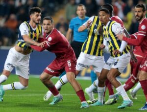 Sivassporlu futbolculardan Fenerbahçe maçının hakemine isyan