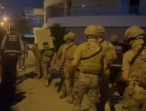 İzmir’de KUYU operasyonu! 15 kuşkulu yakalandı