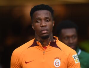 Wilfried Zaha ayrılıyor! Valizlerini topladı