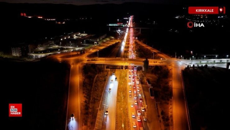 Dönüş yoğunluğu 43 ilin geçiş noktasında havadan görüntülendi