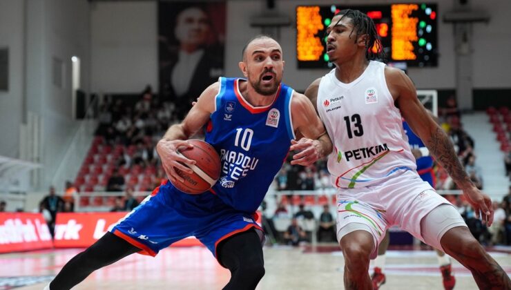 Anadolu Efes, Aliağa Petkimspor deplasmanında kazandı