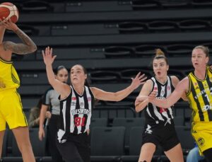 Beşiktaş’ı deviren Fenerbahçe şampiyon