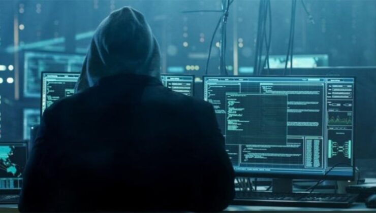 İtalya’da skandal! Siber casusluk çetesi ünlü şahısların bilgilerini ele geçirdi