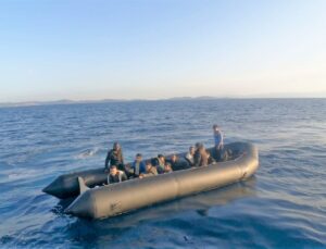 İzmir açıklarında sistemsiz göçmen operasyonu