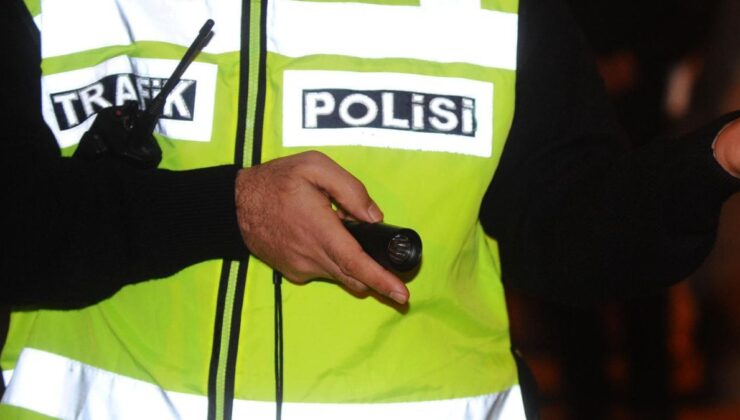 Ambulansa yol vermeyen şoföre 8 bin lira ceza