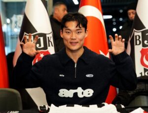 Hyeon-gyu Oh, imza gününde taraftarlarla buluştu