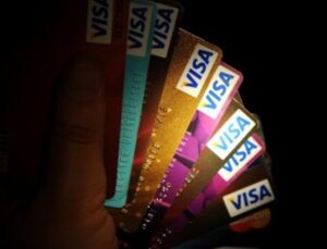 Kart kullanıcılarının yüzde 75’inin limiti 400 bin liranın altında