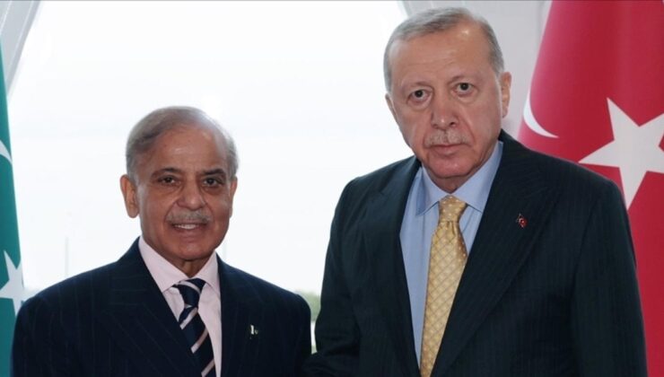 Pakistan Başbakanı: Türkiye’yi gaye alan son akından derin telaş duyuyorum