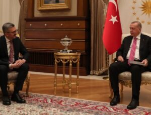 Burhanettin Duran’dan Yeterli ki Erdoğan paylaşımı