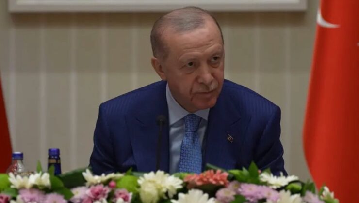 Cumhurbaşkanı Erdoğan, 1 Mayıs öncesi çalışanları Beştepe’de kabul etti