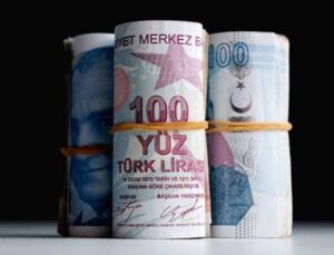 Emeklilerin bayram ikramiyesi ve maaş ödemeleri başlıyor