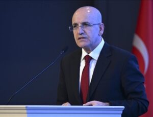 Mehmet Şimşek, yatırımcılara Türkiye’deki fırsatları anlattı